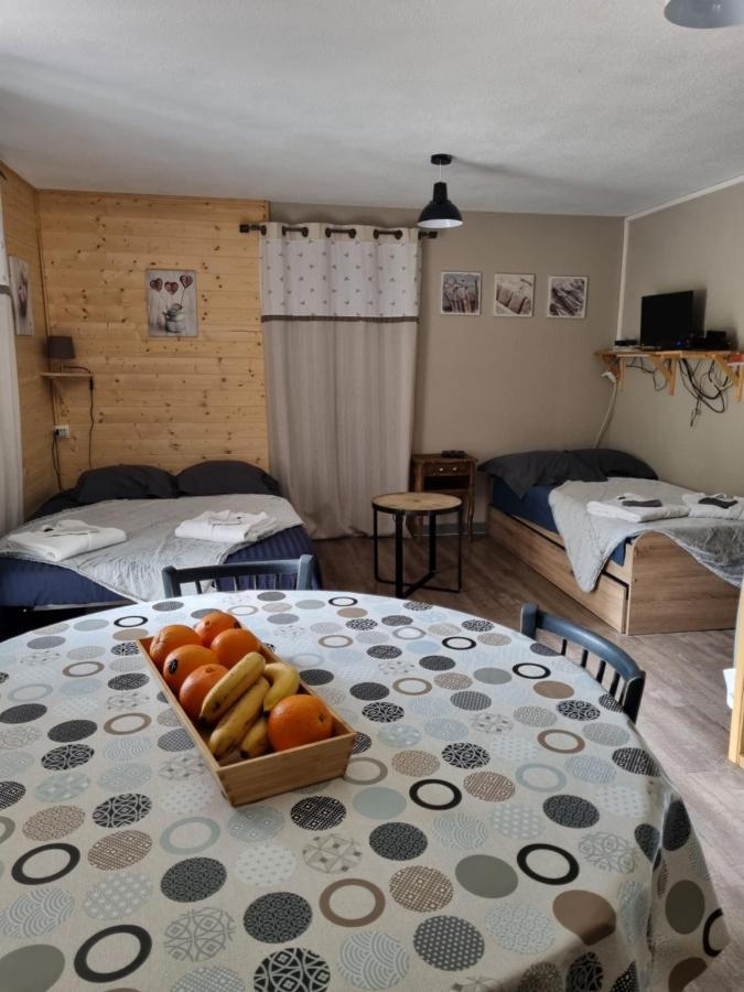18 Rue Des Teppaz Les Alberges เลอบูร์-เดอัวซ็อง ภายนอก รูปภาพ
